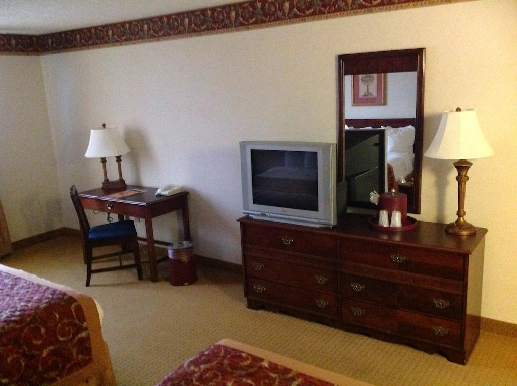 Wyndham Garden Amarillo Otel Oda fotoğraf